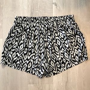 Torrid Ikat Shorts with pockets